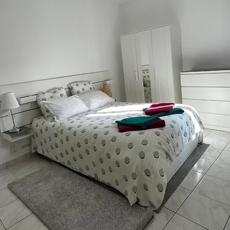 Apartment Le Clos Fleuri - 43m2 Calme Avec Jardin - 15 Mns Du Centre De Paris *